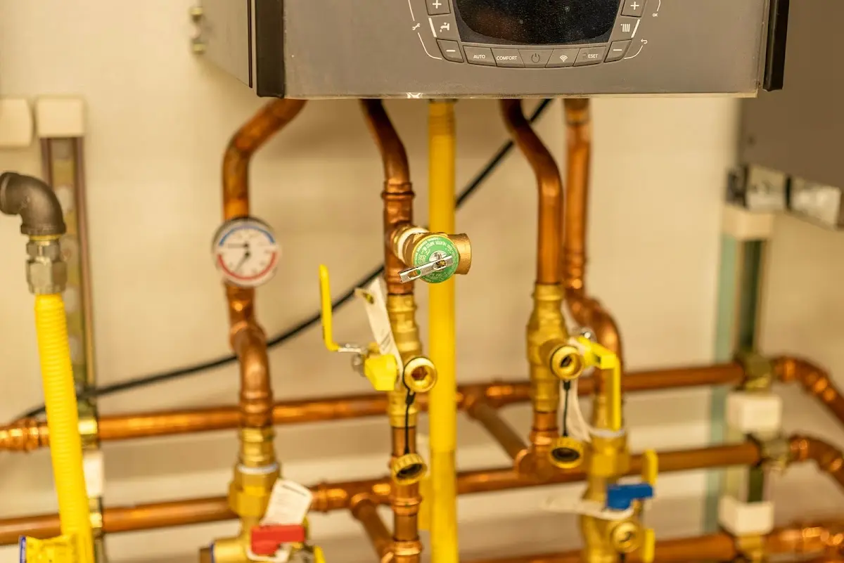 Licensed technician providing Pipe Repair for a homeowner in Flagler Estates